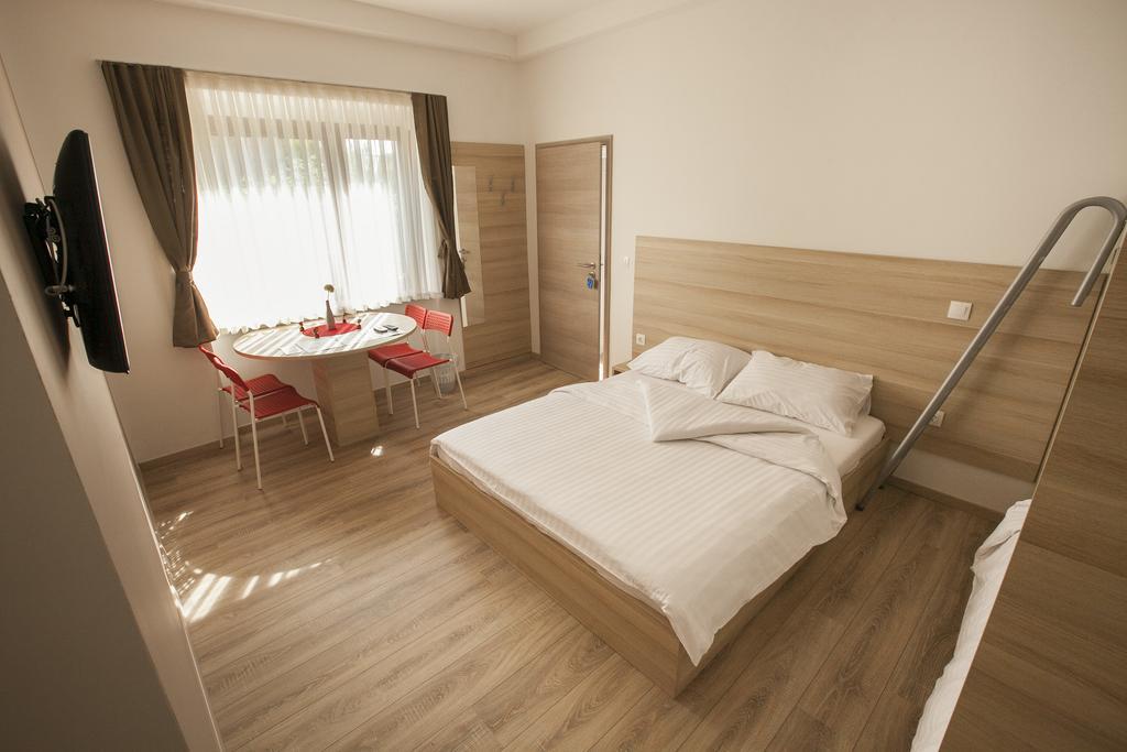 Sweet Dreams Rooms And Apartments 포스토이나 외부 사진