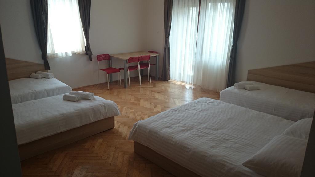 Sweet Dreams Rooms And Apartments 포스토이나 객실 사진